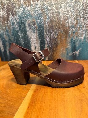 Lotta From Stockholm Quiet Luxury Burgundy Leather Wooden Clogs Heels 7.5/8 VGUC